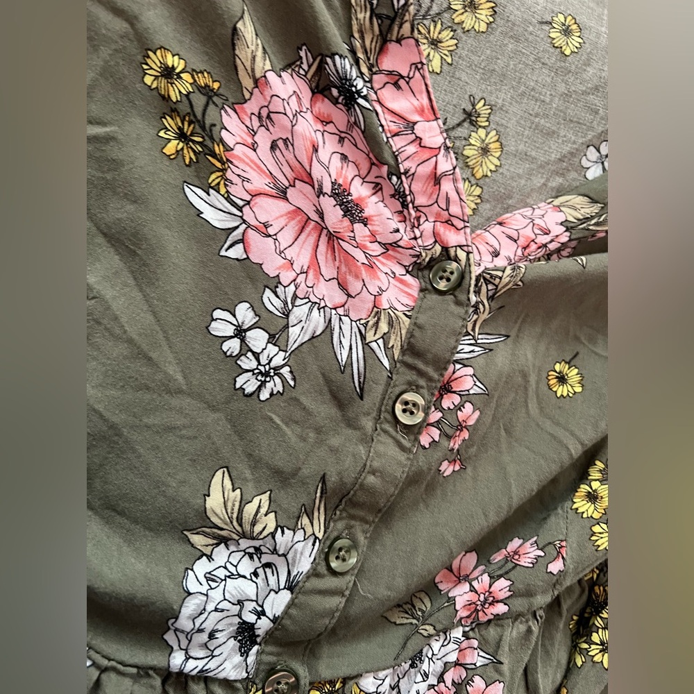 Olive floral blouse - Picture 9 of 10